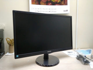 Monitor Philips 23.6" la preț bun! foto 1