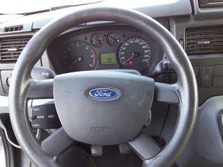 Ford Transit foto 4