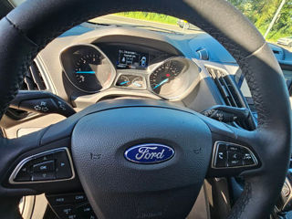 Ford Kuga foto 8