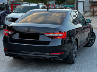 Skoda Superb foto 5