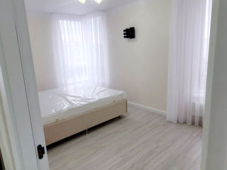 Apartament cu 2 camere, 80 m², Botanica, Chișinău foto 7