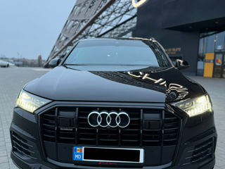 Audi Q7 foto 2