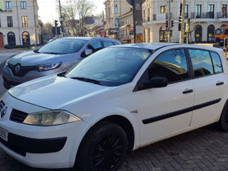 Renault Megane foto 2