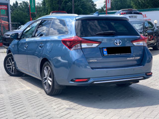 Toyota Auris foto 3