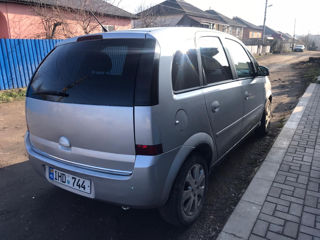 Opel Meriva foto 2