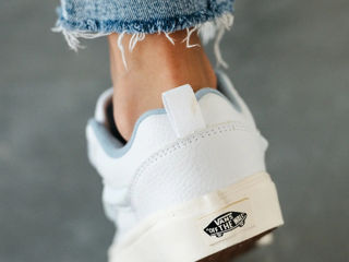 Vans KNU Skool All White Women's foto 7