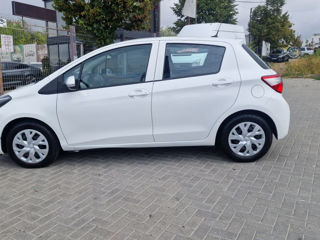 Toyota Yaris foto 2