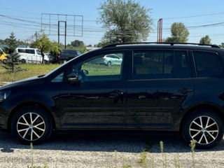 Volkswagen Touran foto 6