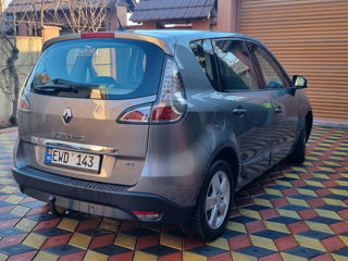 Renault Scenic foto 4