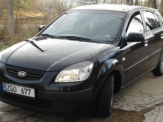 KIA Rio foto 3