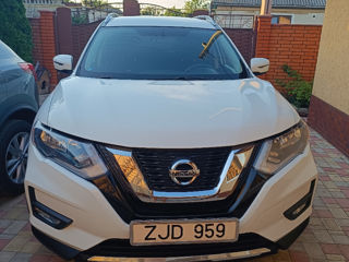 Nissan Rogue foto 1