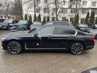 BMW 7 Series foto 3