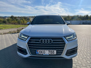 Audi Q7 foto 2