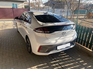 Hyundai IONIQ foto 7