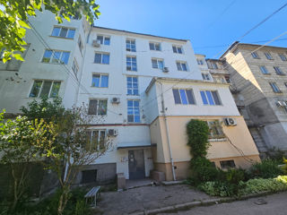 Apartament cu 3 camere, 77 m², Telecentru, Chișinău