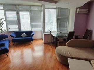 Apartament cu 2 camere, 81 m², Centru, Chișinău foto 4