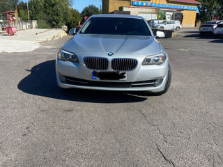 BMW 5 Series foto 3