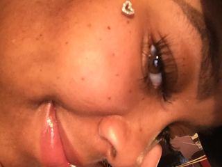 Microdermal piercing, cercei, piercing foto 2