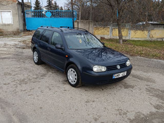 Volkswagen Golf foto 8