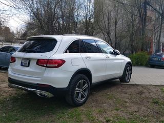 Mercedes GLC foto 3