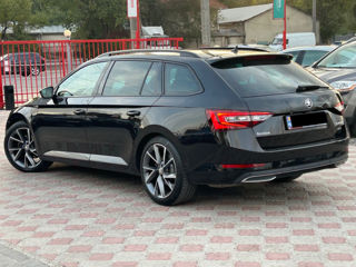 Skoda Superb foto 4