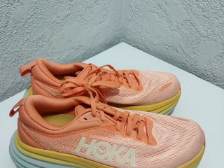 HOKA foto 7