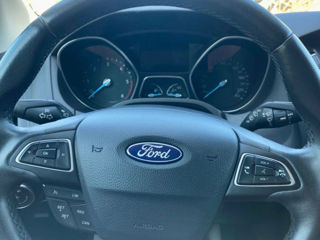 Ford Focus foto 5