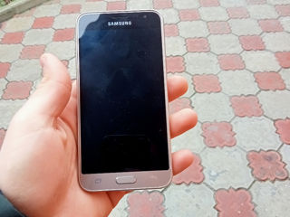 Se vinde Samsung j3