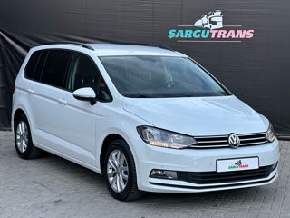 Volkswagen Touran foto 3