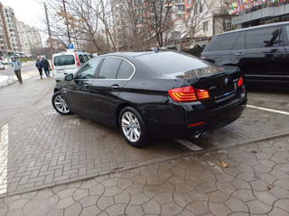 BMW 5 Series foto 10