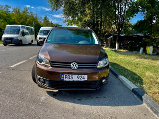 Volkswagen Touran фото 1