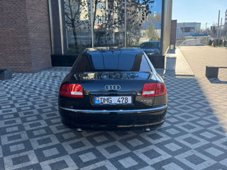 Audi A8 foto 2