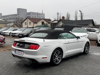 Ford Mustang foto 12