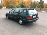 Volkswagen Passat foto 2