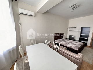 Apartament cu 2 camere, 65 m², Botanica, Chișinău foto 3