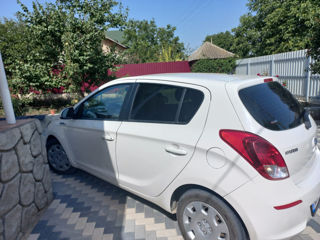 Hyundai i20 foto 3