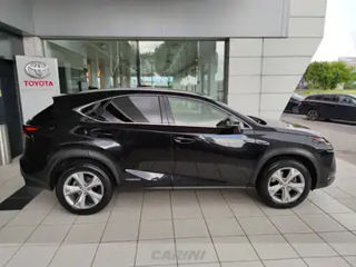 Lexus NX Series foto 3