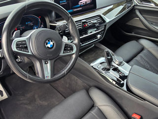 BMW 5 Series foto 5