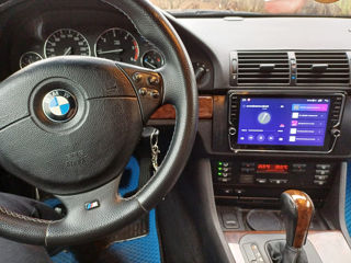 BMW 5 Series foto 6