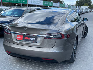 Tesla Model S foto 5