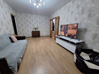 Apartament cu 3 camere, 74 m², Botanica, Chișinău foto 3