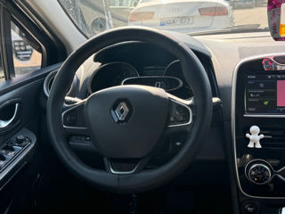 Renault Clio foto 10