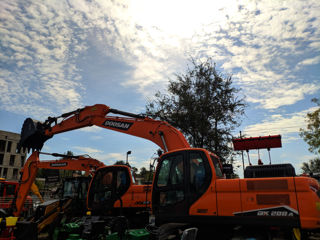 Doosan DX 200 A от Официального Дилера в наличии в Молдове!!
