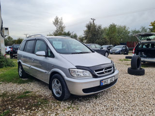 Opel Zafira foto 7