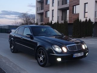 Mercedes E Class foto 3