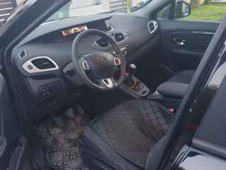 Renault Grand Scenic foto 3