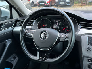 Volkswagen Passat foto 11