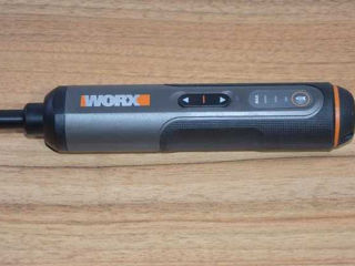 Продаю новую аккумуляторную отвертку-шуруповерт Worx WX240