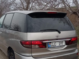 Toyota Previa foto 2