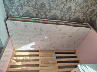 Vând pat nouă Ikea + saltea la comandă. foto 9